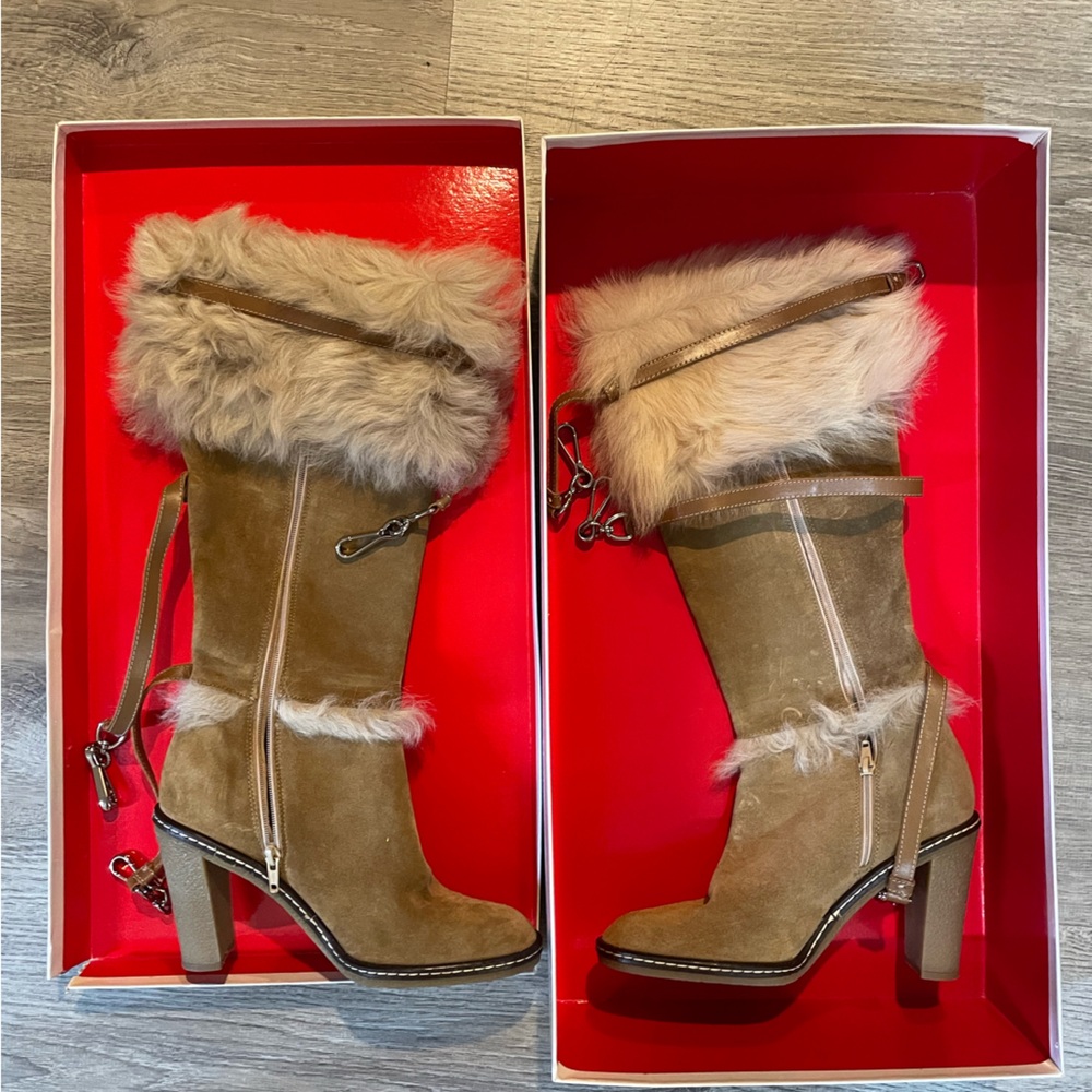 Coach boots